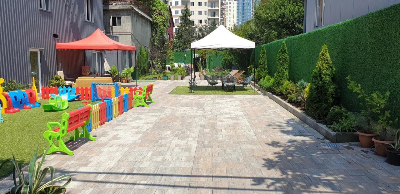 Hotel Leon Batumi Exterior photo