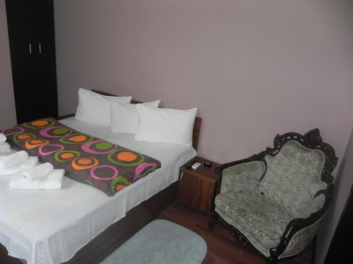 Hotel Leon Batumi Room photo